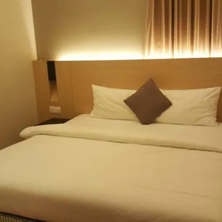 Platinum Suites At Swiss Garden Kuala Lumpur Exterior photo