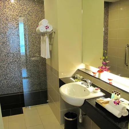 Platinum Suites At Swiss Garden Kuala Lumpur Exterior photo