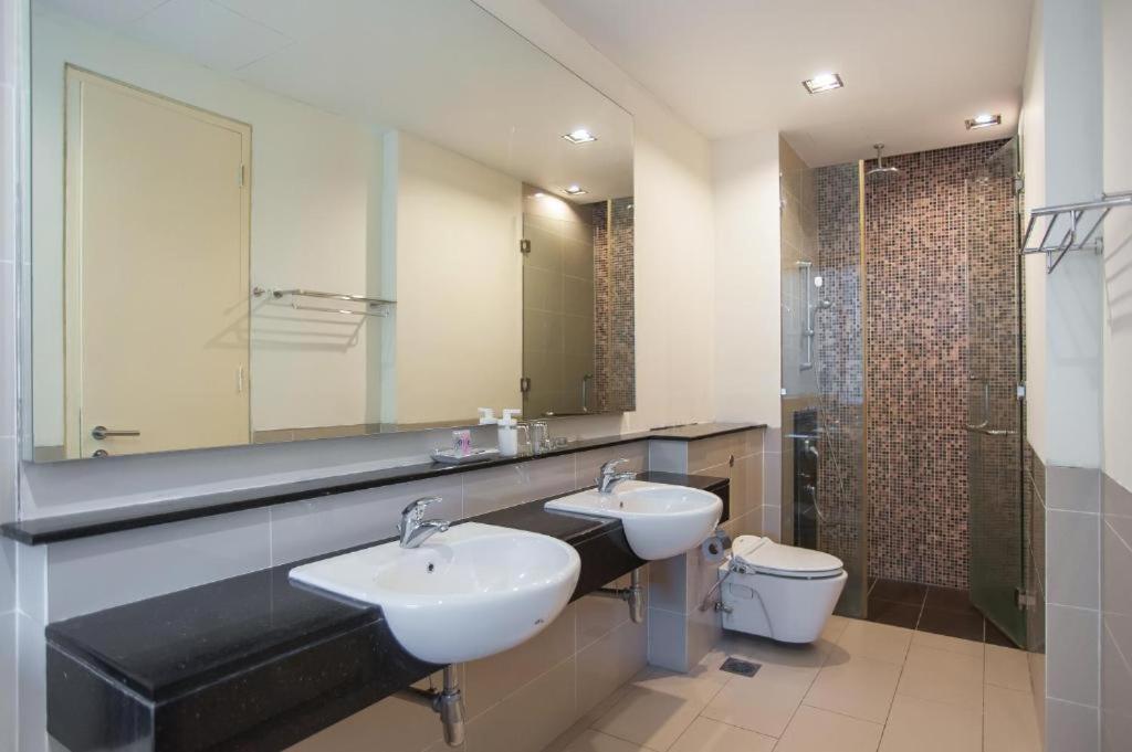 Apartment Platinum At Swiss Garden *
