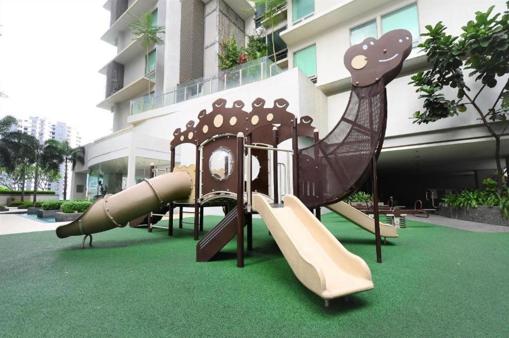 Apartment Platinum At Swiss Garden *
